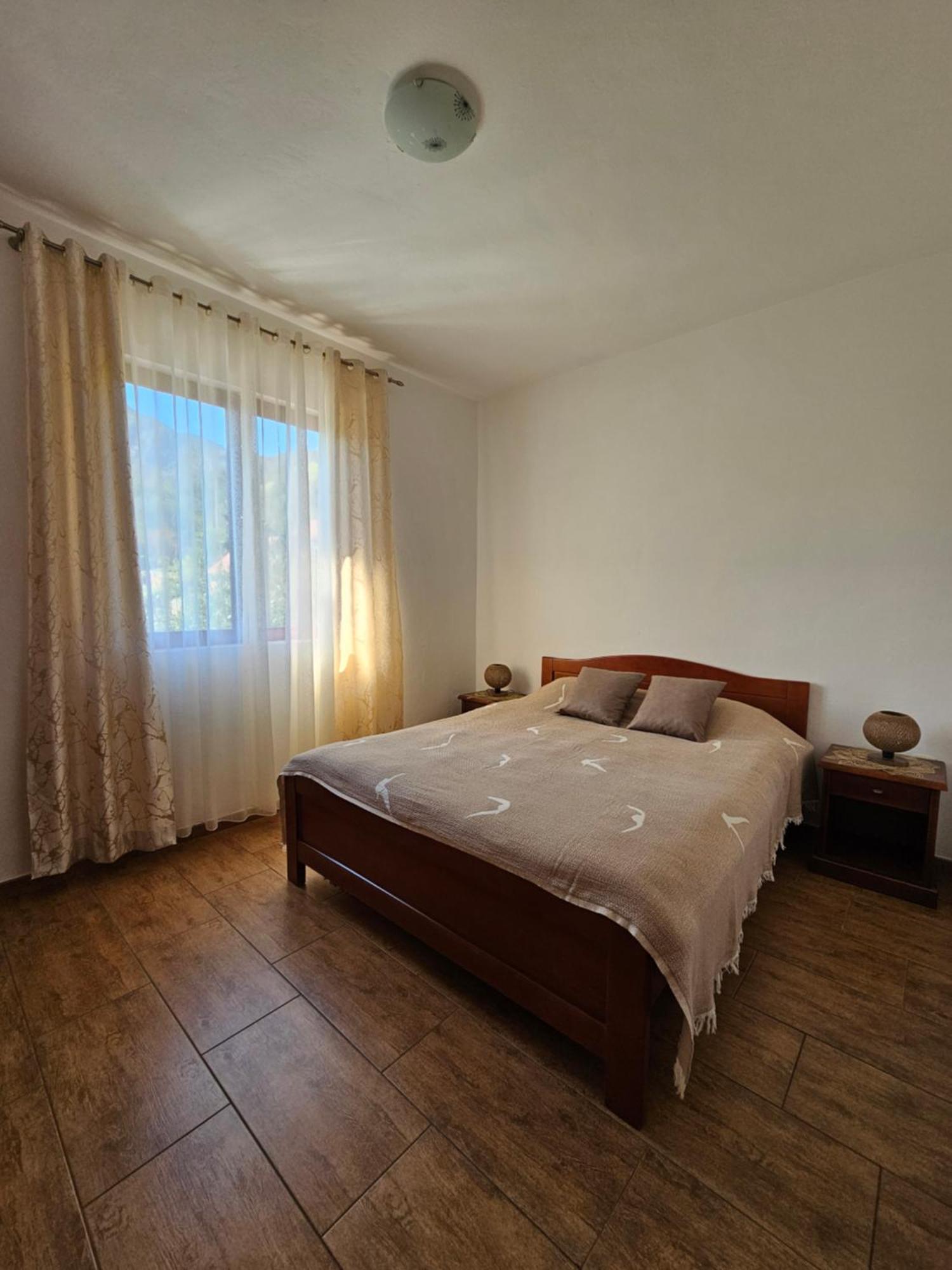 Apartments Nadja Котор Экстерьер фото